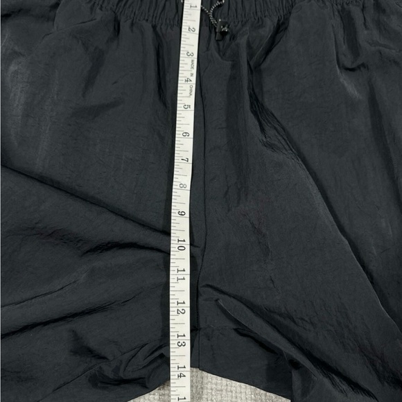 Nike Pants Womens Medium Black Essential High Rise Woven Cargo Baggy - Picture 9 of 10